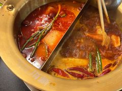 -娜姐鲜牛肉串串火锅(藏龙岛店)