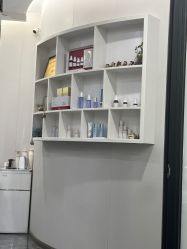 -苗方清颜专业祛痘·皮肤管理