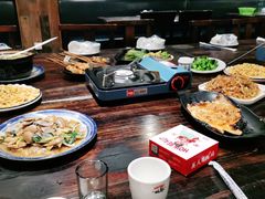 -蚝美人·生蚝海鲜烧烤(茶花园店)