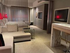 -榛悦隆堡成都酒店(春熙路太古里店)