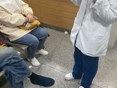 -浙江大学医学院附属口腔医院湖滨（延安）院区