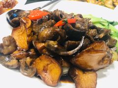 -万龙洲海鲜(大兴绿地缤纷城店)