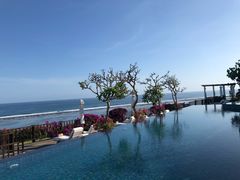 -Samabe Cave Dining