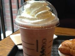 草莓豆奶星冰乐-星巴克(红房子店)