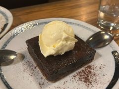 布朗尼巧克力蛋糕-SMOKI & CO(五大道店)