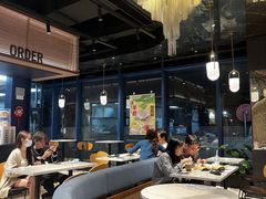 -达美乐比萨(红山店)