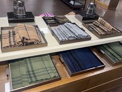 -巴宝莉工厂店/折扣店(工厂店)