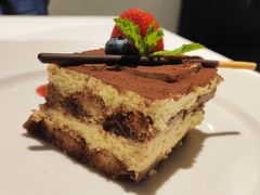 -Erman岩烧牛排(虹桥南丰城店)