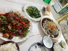 -煲来饱去冷水鱼