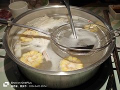 -花田煮鲜牛肉火锅(钟楼众汇店)