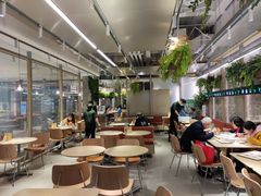 大堂-老乡鸡(上海白玉兰广场店)