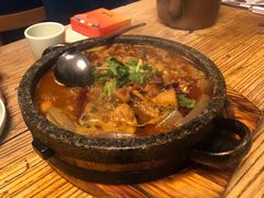 林芝石锅鸡-缘生态云南菜·野生菌庭院餐厅(华侨城店)
