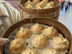 -馋三尺蟹粉小笼(人民广场店)