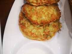 西葫芦饼配酸奶-TUK土耳其餐厅·下午茶(卢湾店)