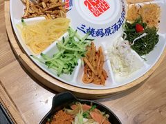 -怪噜范·老贵阳街头名小吃(汇金星力城店)