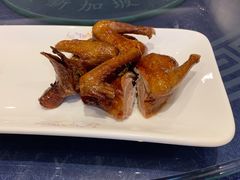脆皮乳鸽-新加坡泰国村酒楼(五角场店)