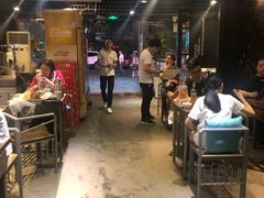 -龙巢盱眙龙虾·牛蛙·烧烤宵夜(八卦岭店)