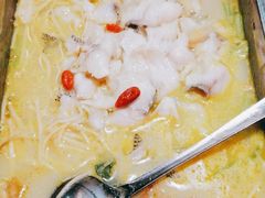 鱼羊鲜-新白鹿餐厅(百联中环店)