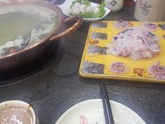 -景明轩•养生酸汤鱼火锅 云贵鲜菌 现舂野果酸汤(王寨小区店)