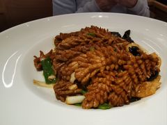 -闫府私房菜·老字号(恒隆店)