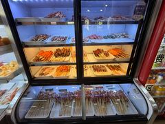 -哈尔滨小酒馆·鲜肉现穿自助烧烤(康新花园店)