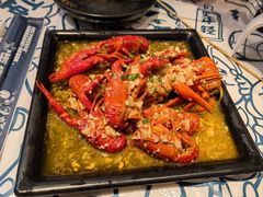 -松哥油焖大虾.小龙虾.黑鸭煲(海岸城店)
