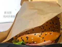 芝士安格斯厚牛堡-麦当劳(杭州庆春路店)