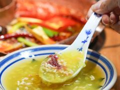 -洱火云南酸菜牛肉火锅(石景山当代商城店)