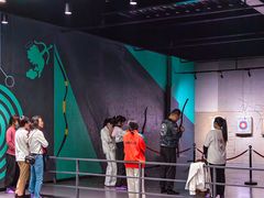 -极限PLAY运动娱乐新世界·团建派对表演休闲馆·室内高空游乐园