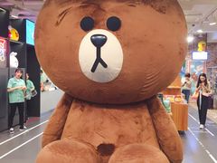 -LINE FRIENDS Garosu-gil Flagship Store