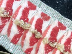 -臻牛烤肉