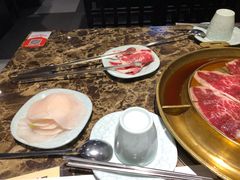 -猪啊牛呀羊啊铜盘烤肉(正大广场店)