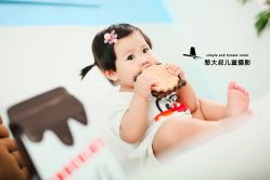 -憨大叔摄影馆80店连锁(诸暨店)