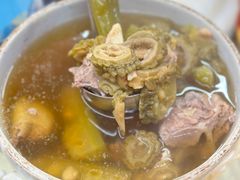 苦尽甘来苦瓜蚝豉猪脊骨汤-海鲜街菜馆(海珠南路店)
