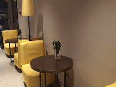 -蓉逸精选酒店(成都蜀汉路东地铁站店)