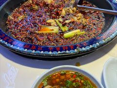 -何师傅美蛙鱼头(汉街店)