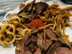 -金渝海鲜烧烤万州烤鱼店