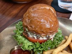 -COMMUNE·X幻师(福田COCOPark店)