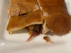 脆皮乳猪-熠盛粤味·顺德桑拿鸡(永康路店)
