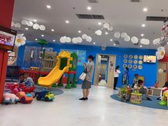 -美吉姆国际儿童发展中心(红谷滩绿地缤纷城中心)