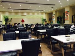 大堂-巢香扣肉馆
