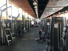 -健龙森俱乐部·游泳·健身·羽毛球综合体育馆