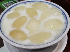 白玉-仁信老铺甜品(北京路店)