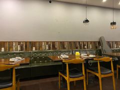 大堂-韩食代烧烤(龙华路美食街店)