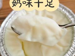 招牌双皮奶-广信牛奶甜品世家(台东店)
