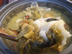 -周鱼小馆石锅酸菜鱼(活力汇店)