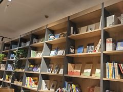 -魔方城市书房(中街益田店)