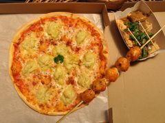 榴莲批萨、国足臭豆腐、墨鱼丸6780-JINNS锦时 steak&pizza(浸信会礼拜堂旧址店)