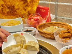 -锅当当铁锅炖烀饼王(长泰广场店)