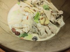 -滇香肴·云南菜蒸汽石锅鱼(云南北路店)
